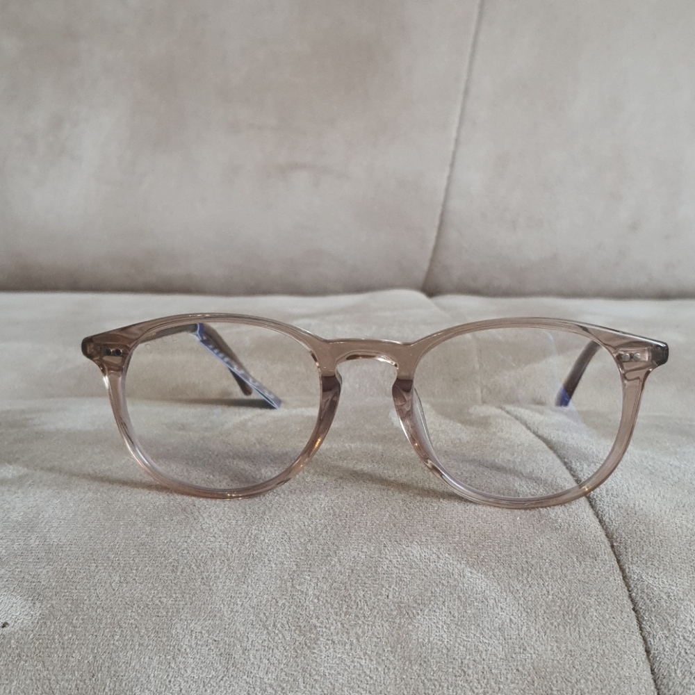 New in box Diff blue light glasses in Jaxon style.